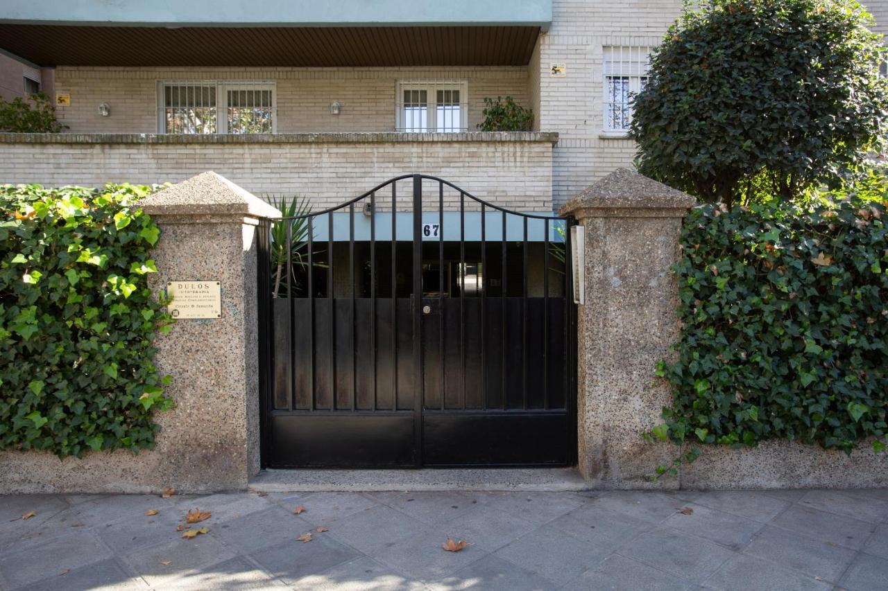 Borbolla Sevilla Urban - Parking מראה חיצוני תמונה
